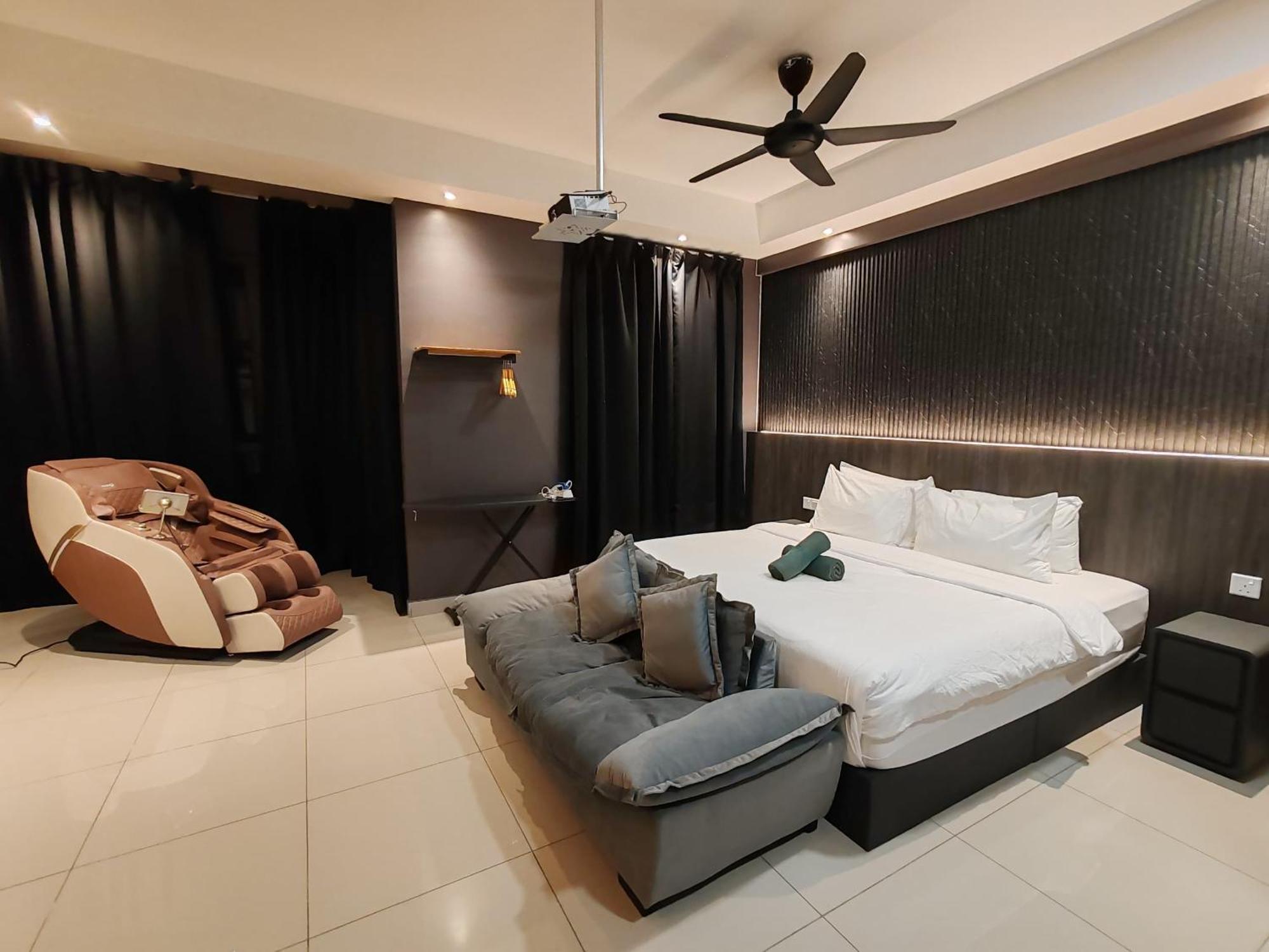 Luxury Couple Suites L Free Netflix L Massage Chair L Bathtub L Wifi 200Mbps L Town Area Bali Residence Malacca Ngoại thất bức ảnh