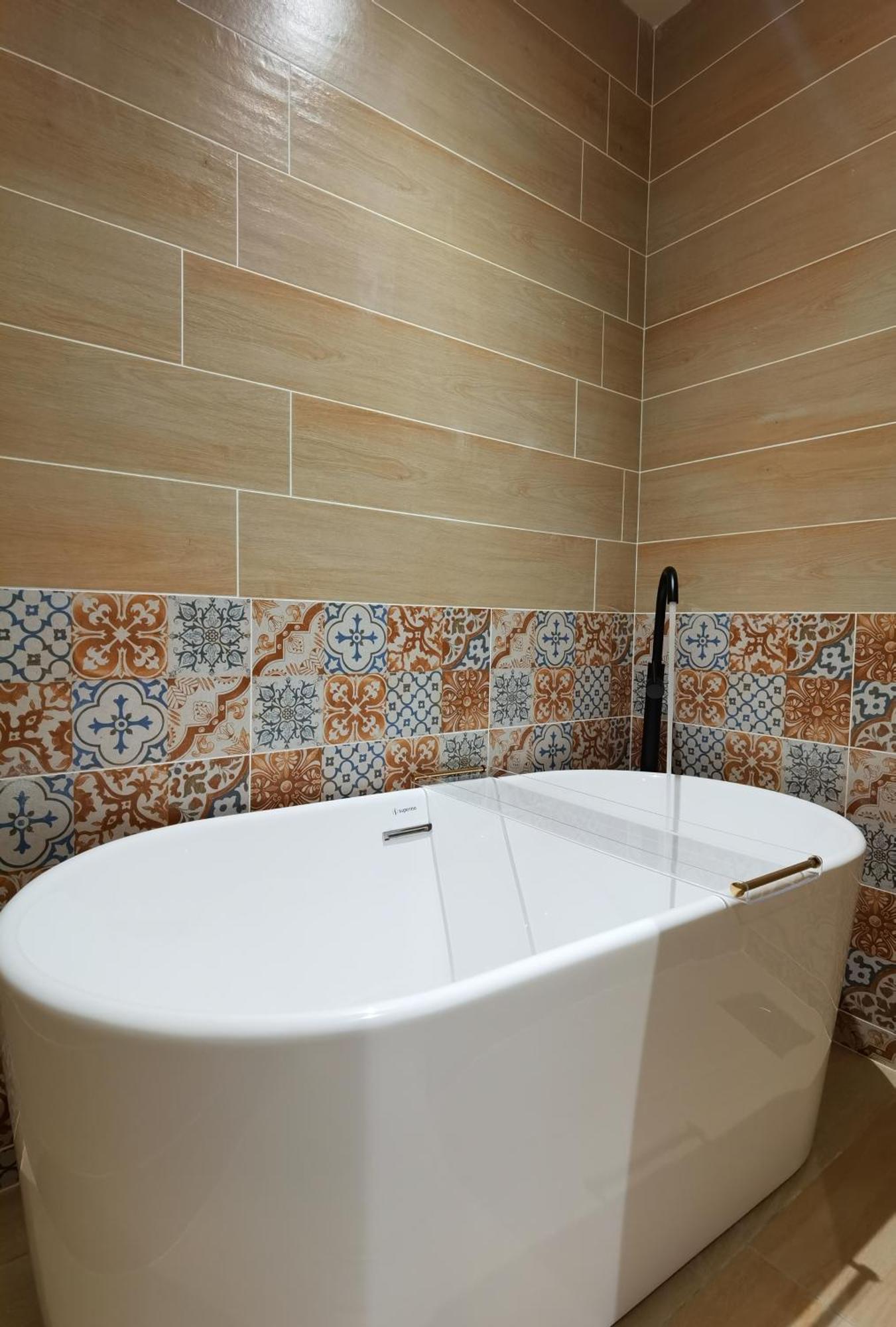 Luxury Couple Suites L Free Netflix L Massage Chair L Bathtub L Wifi 200Mbps L Town Area Bali Residence Malacca Phòng bức ảnh